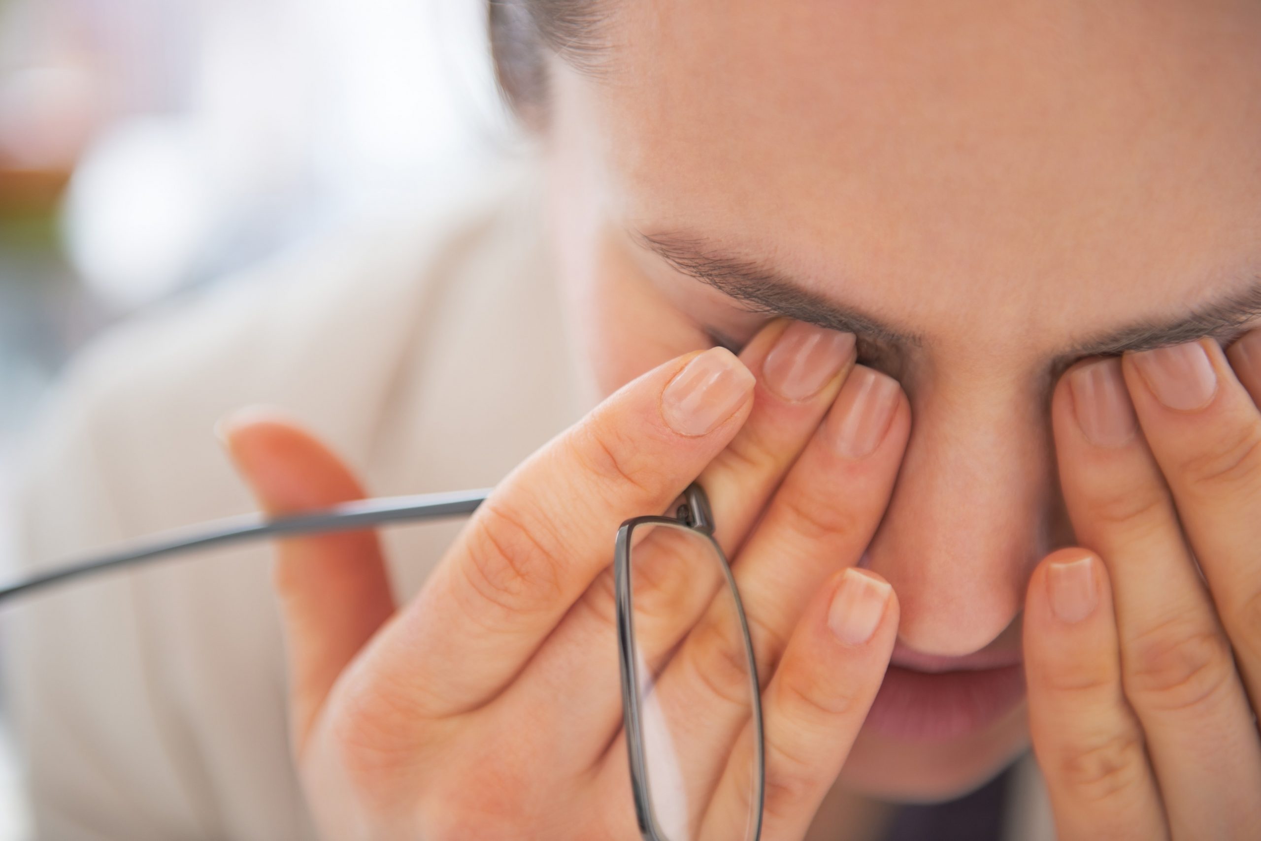 Các bệnh gây mù lòa có thể phòng tránh (Phần 2)